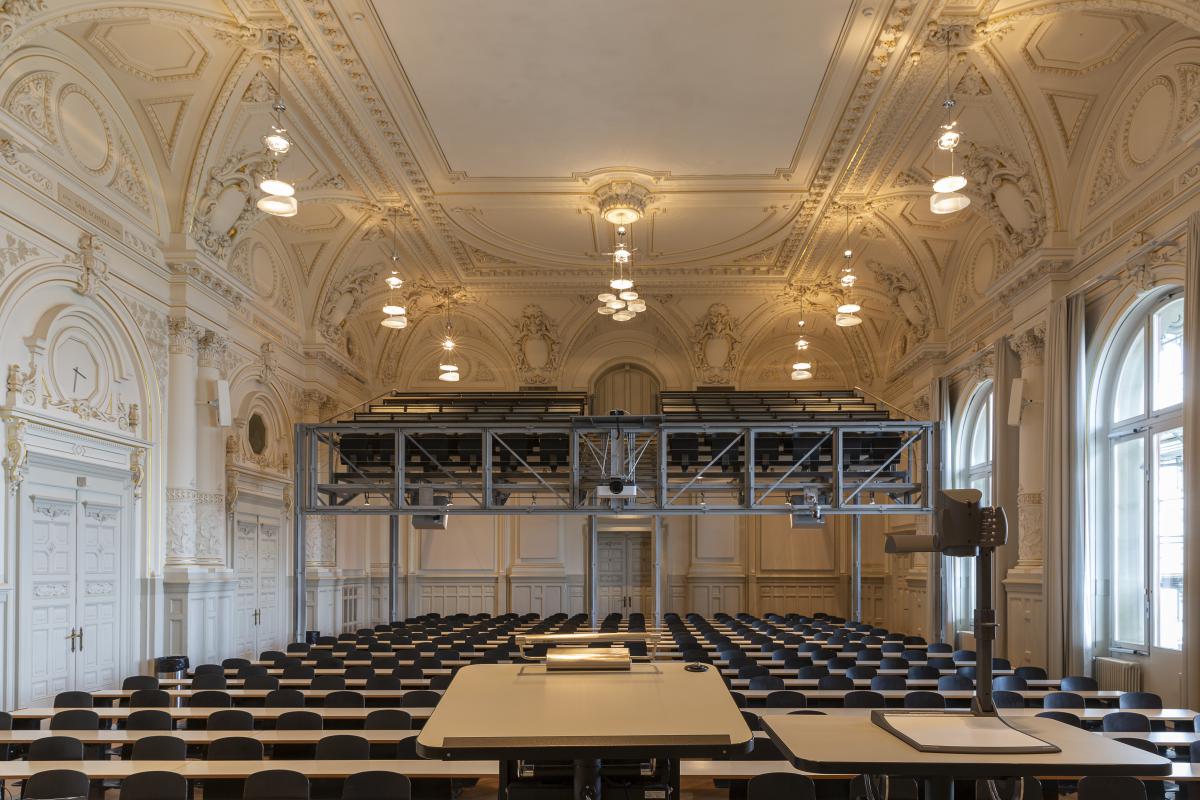 Aula Main Building Uni Bern